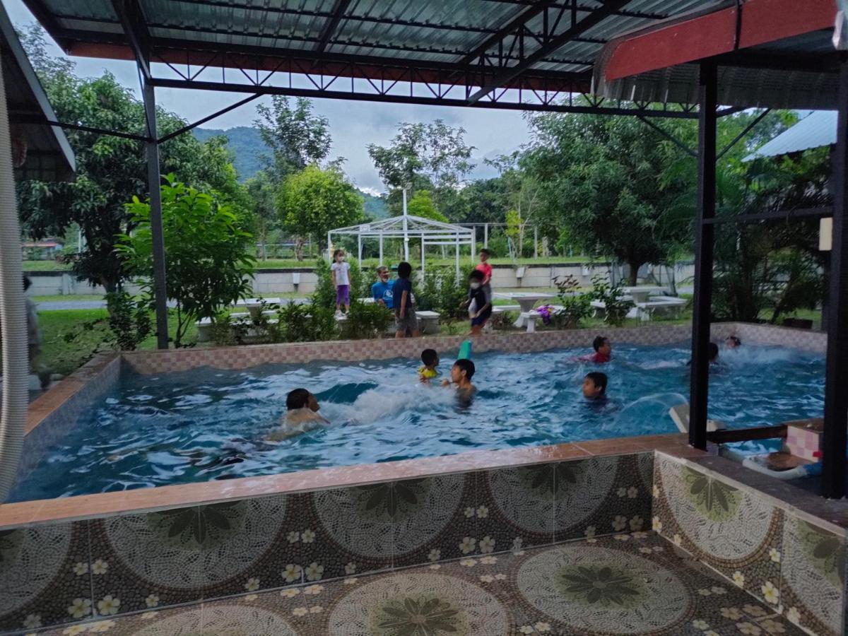 Armthong Resort Nakhon Nayok Exterior foto